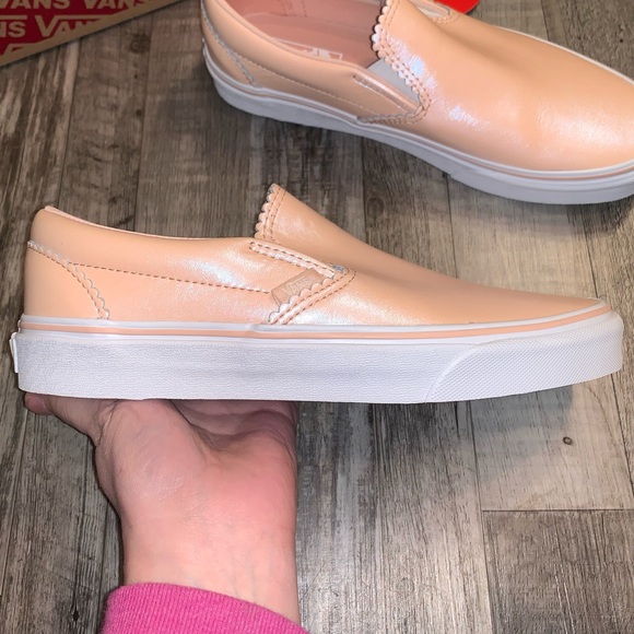 Vans classic slip on pink pearl suede shoes - Picture 4 of 7